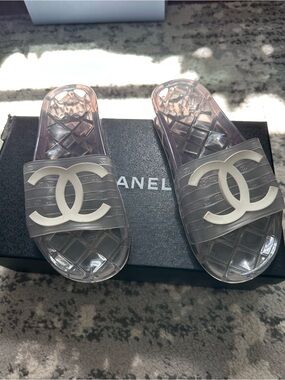 CHANEL Clear Jelly Slide Sandals with White CC Emblem